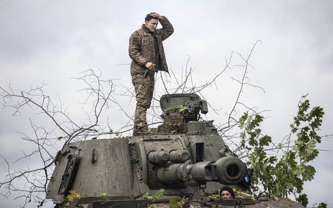Rus mevzilerine yoğun bombardıman 25